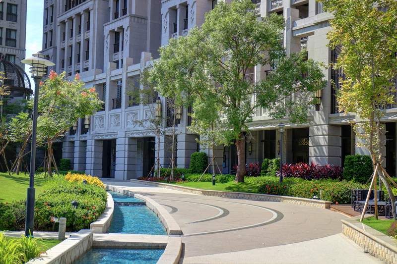 鴻築霞飛苑 鴻築霞飛苑